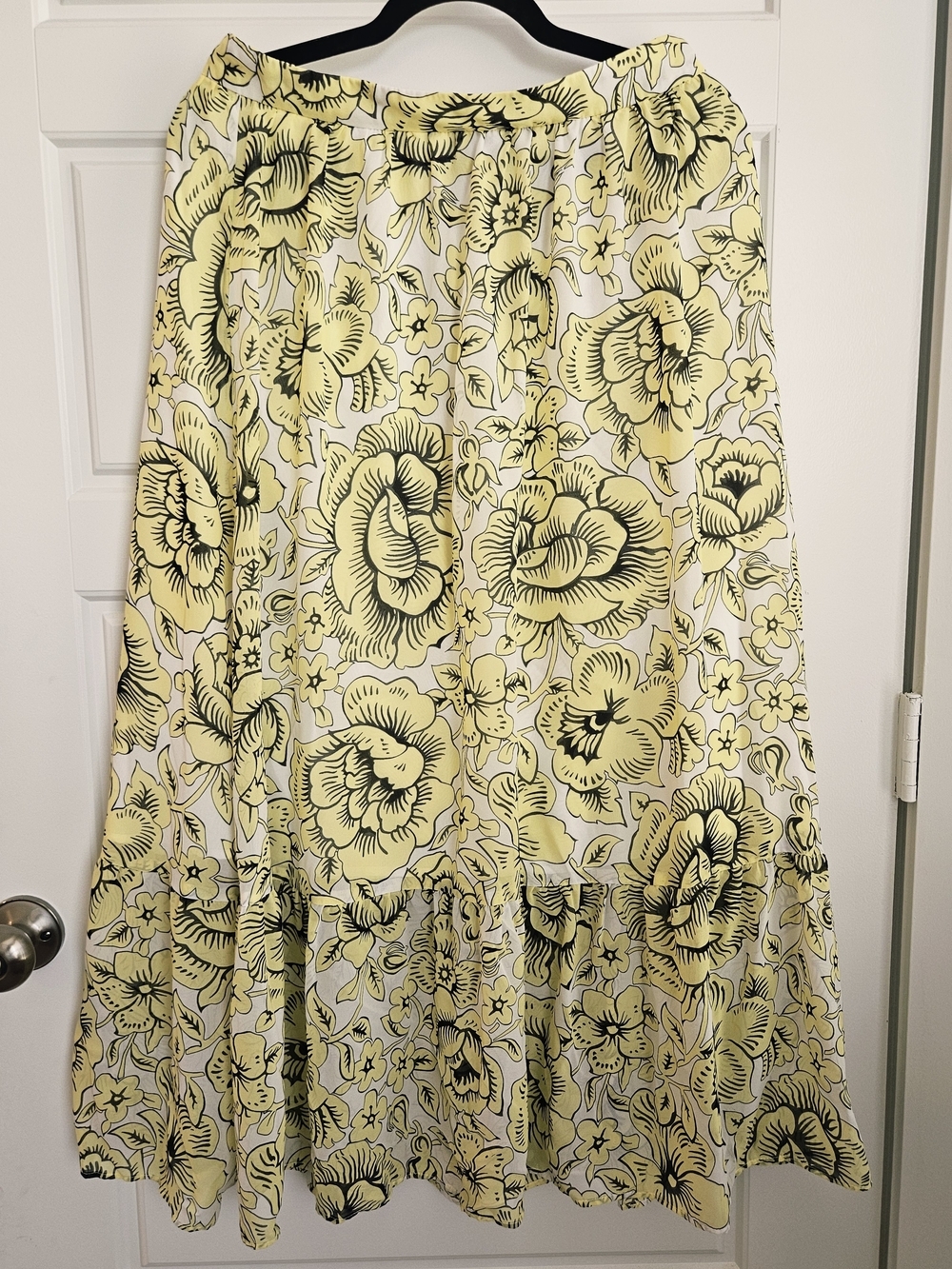 Ann Taylor Factory Yellow and White Floral Maxi Skirt